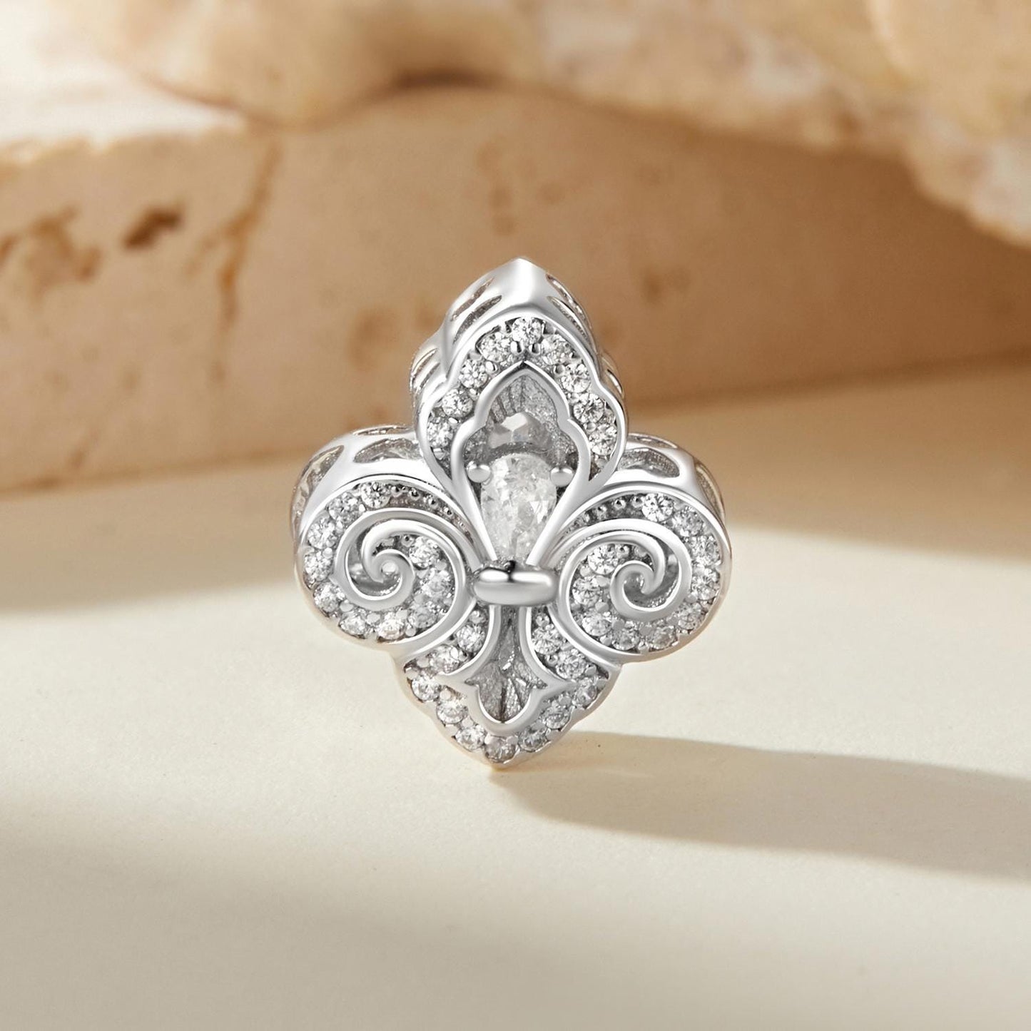 Iris Charm,