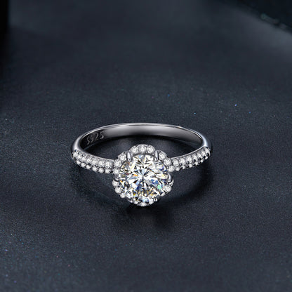 1 Carat Moissanite Ring