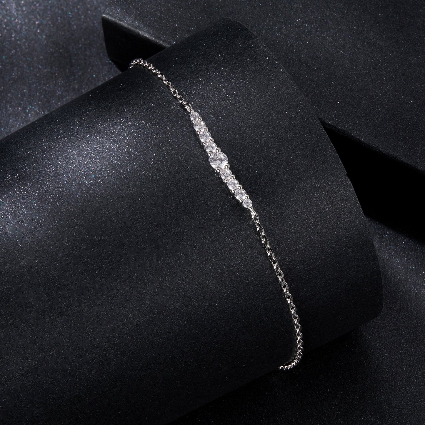 Minimalist Moissanite Bracelet
