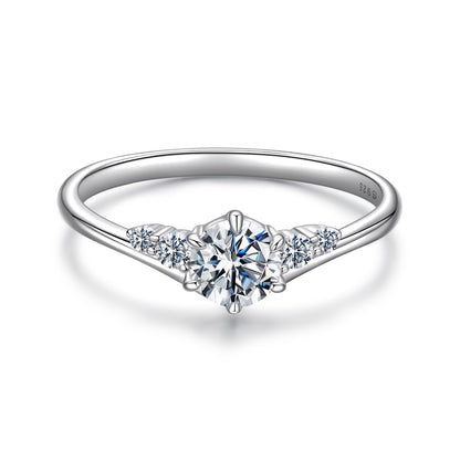Dazzling Moissanite Wedding Ring