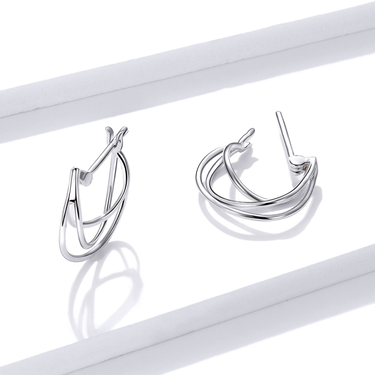 Interwoven Line Hoop Earrings