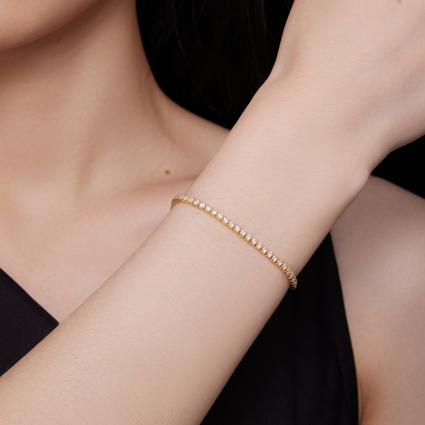 Elegant Zircon Bracelet