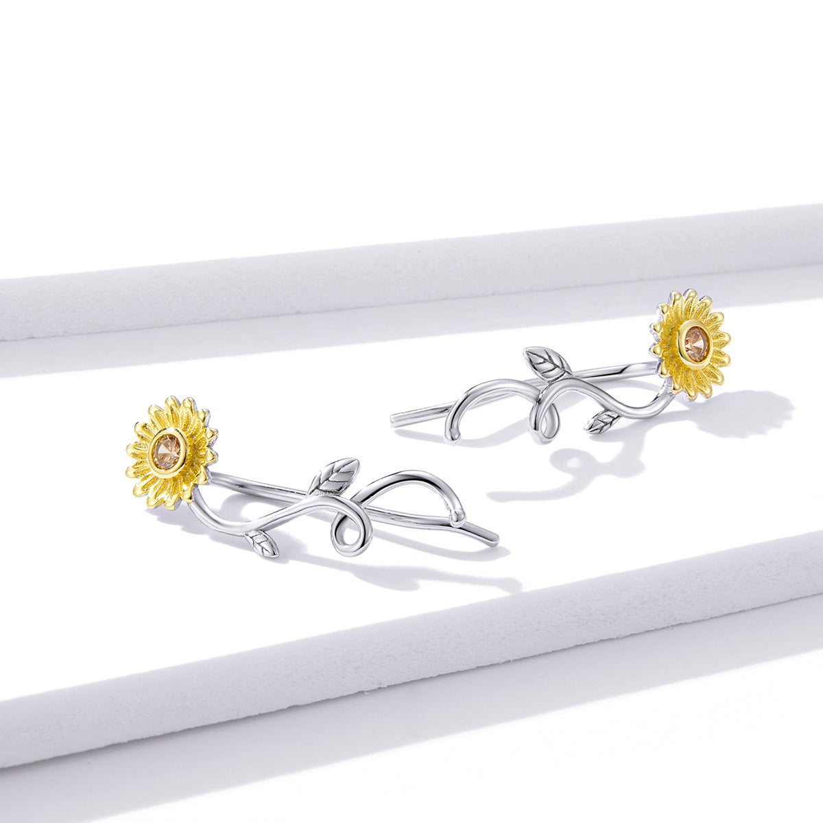 Fresh Daisy Hoop Earrings