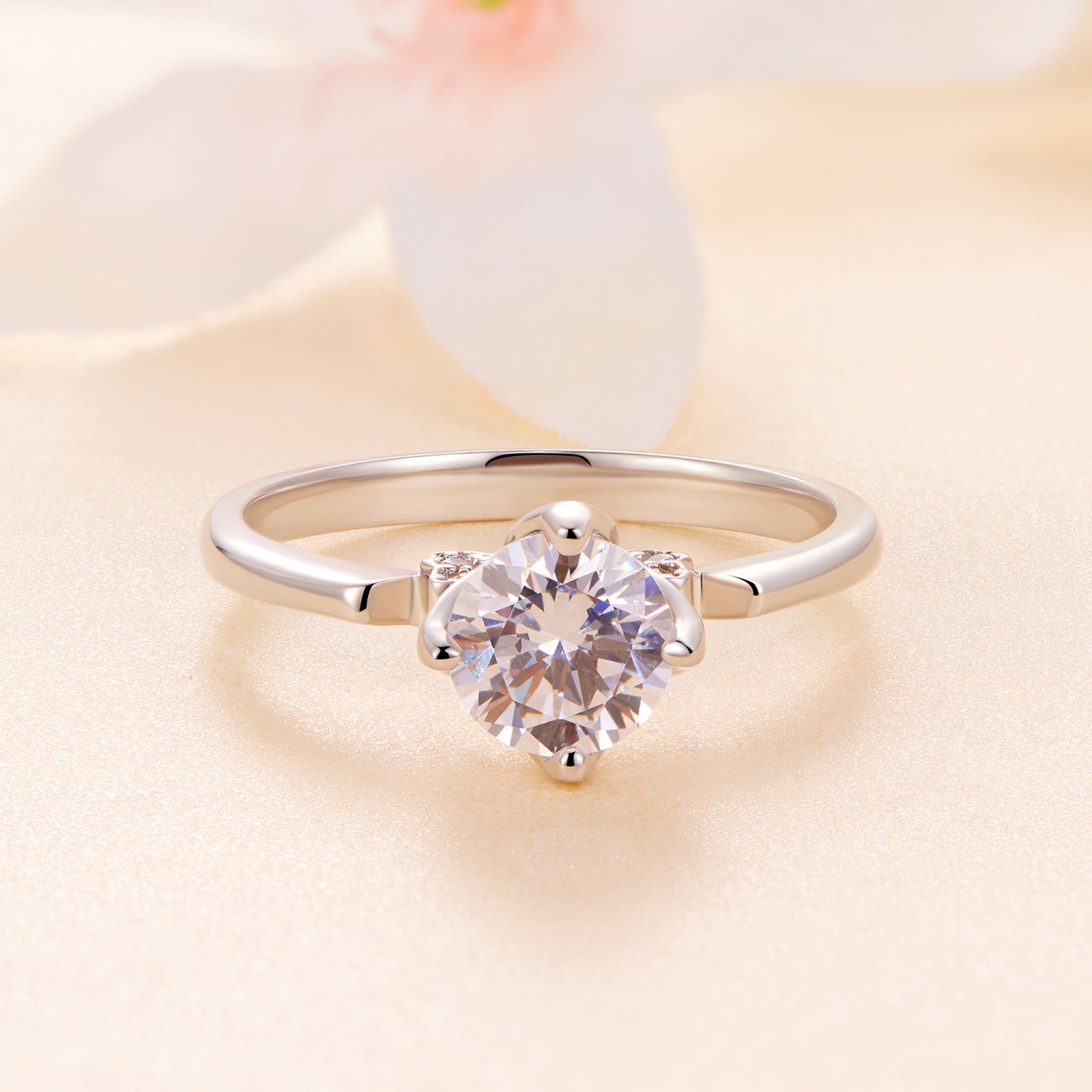 Sparkling Moissanite Wedding Ring
