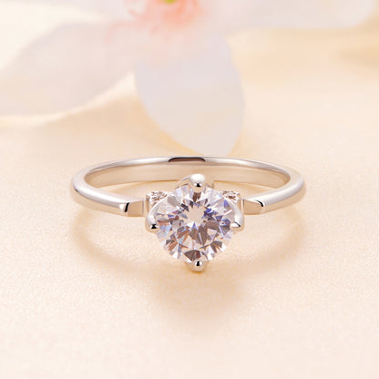 Sparkling Moissanite Wedding Ring