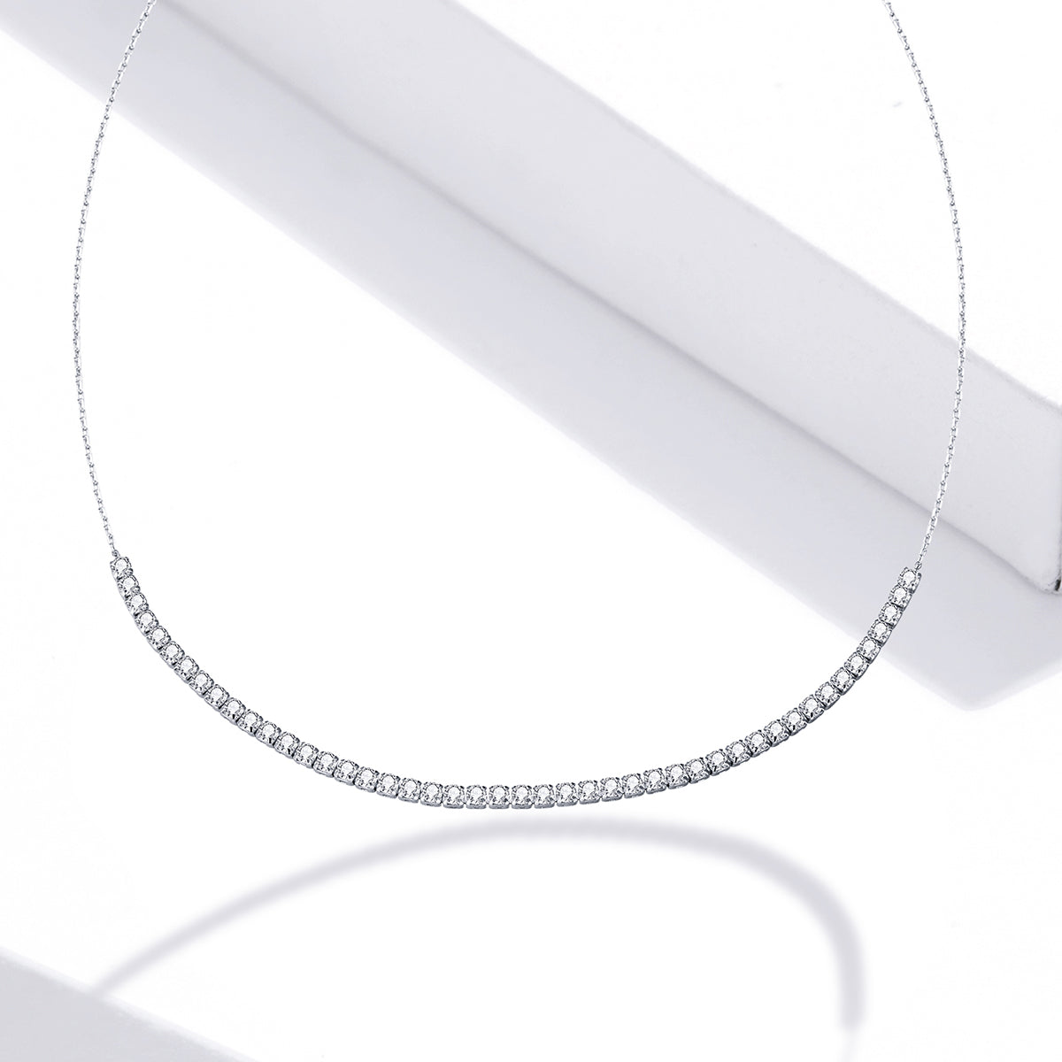 Shimmering Collarbone Necklace
