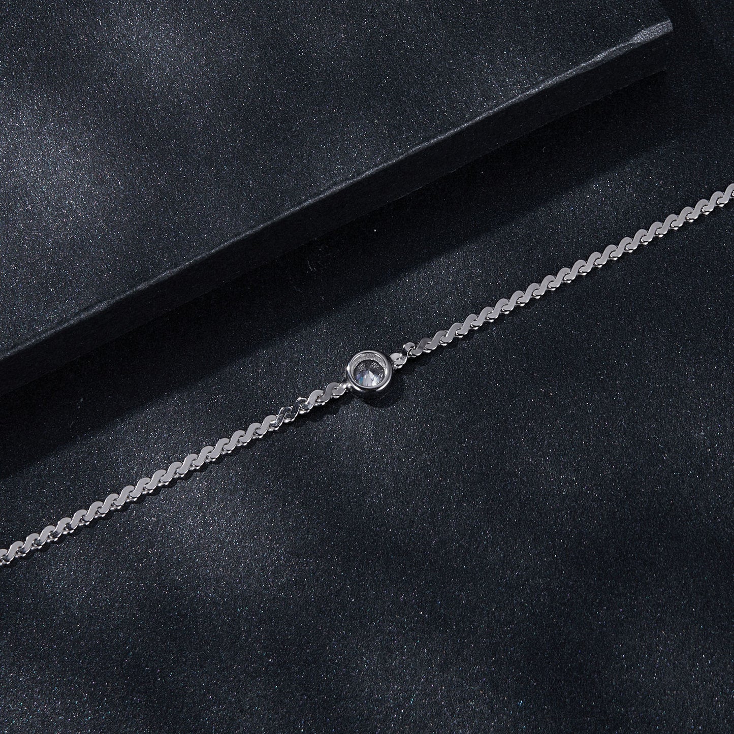 0.5ct Sparkling Moissanite Bracelet