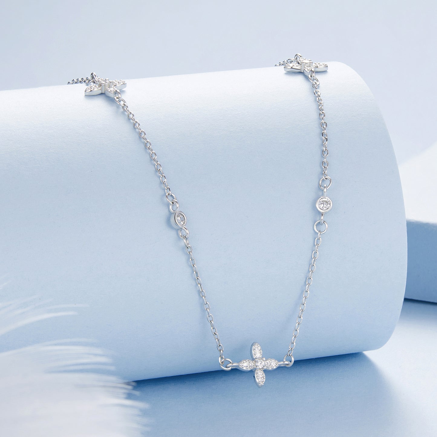 Floral Motif Neck Chain Necklace