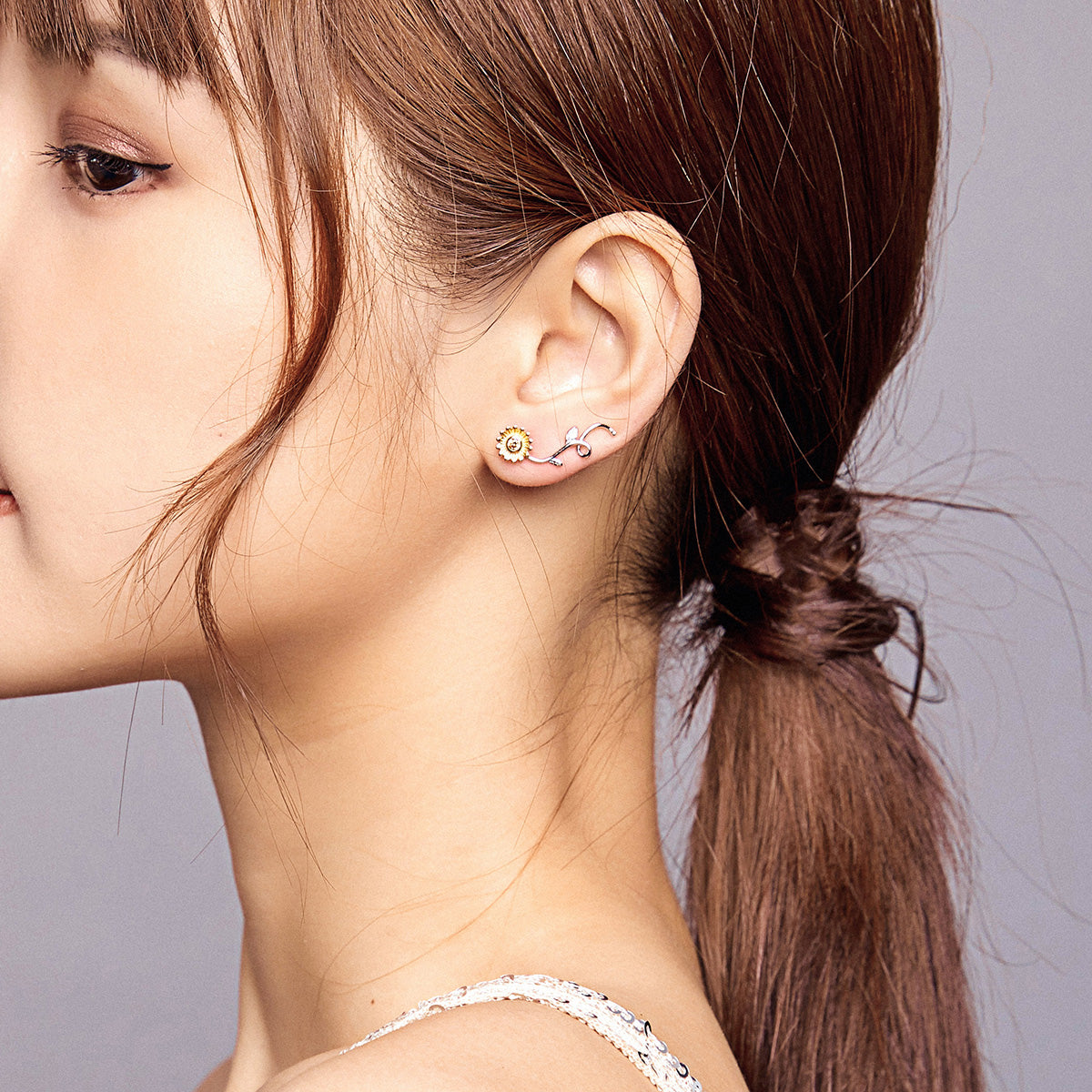 Fresh Daisy Hoop Earrings