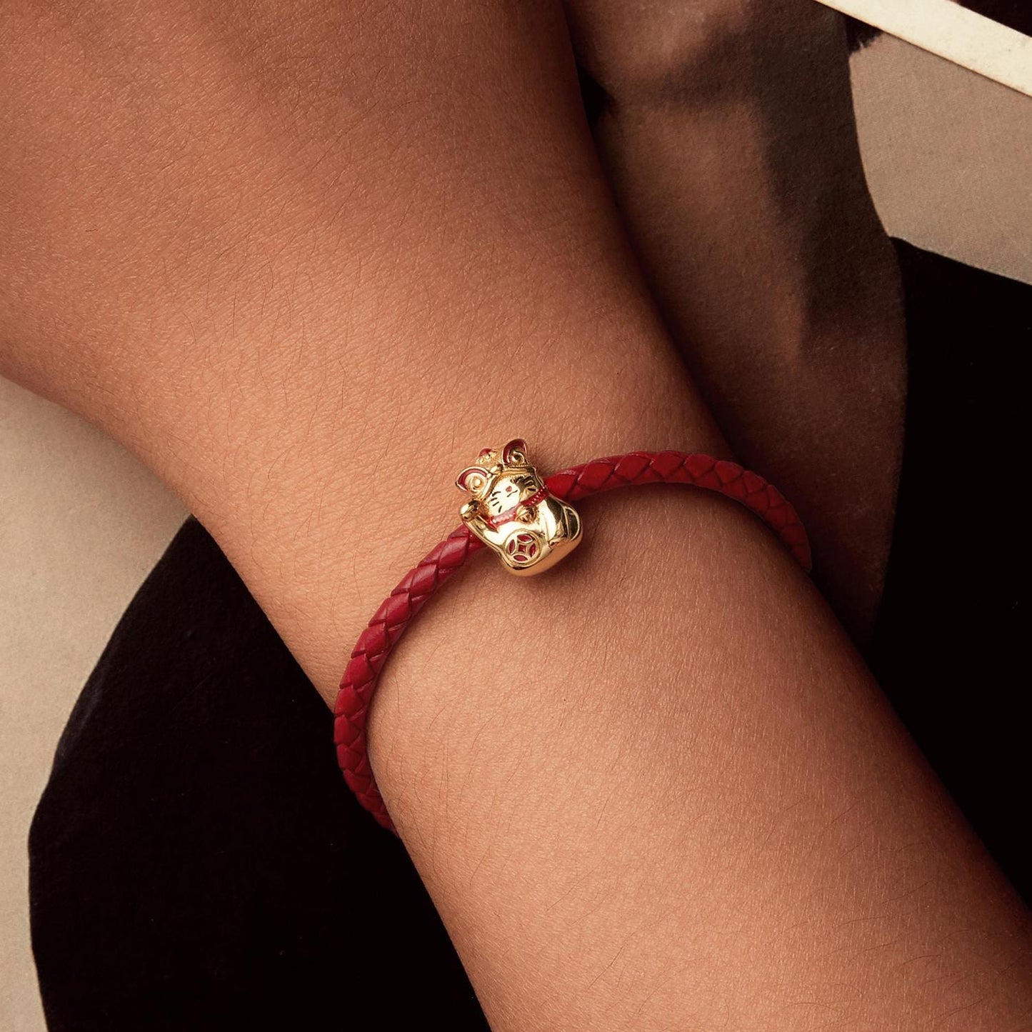 Lucky Cat Charm