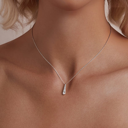 Elegant Teardrop Necklace